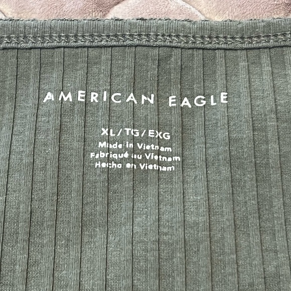 AE Cropped Tee - Picture 3 of 3